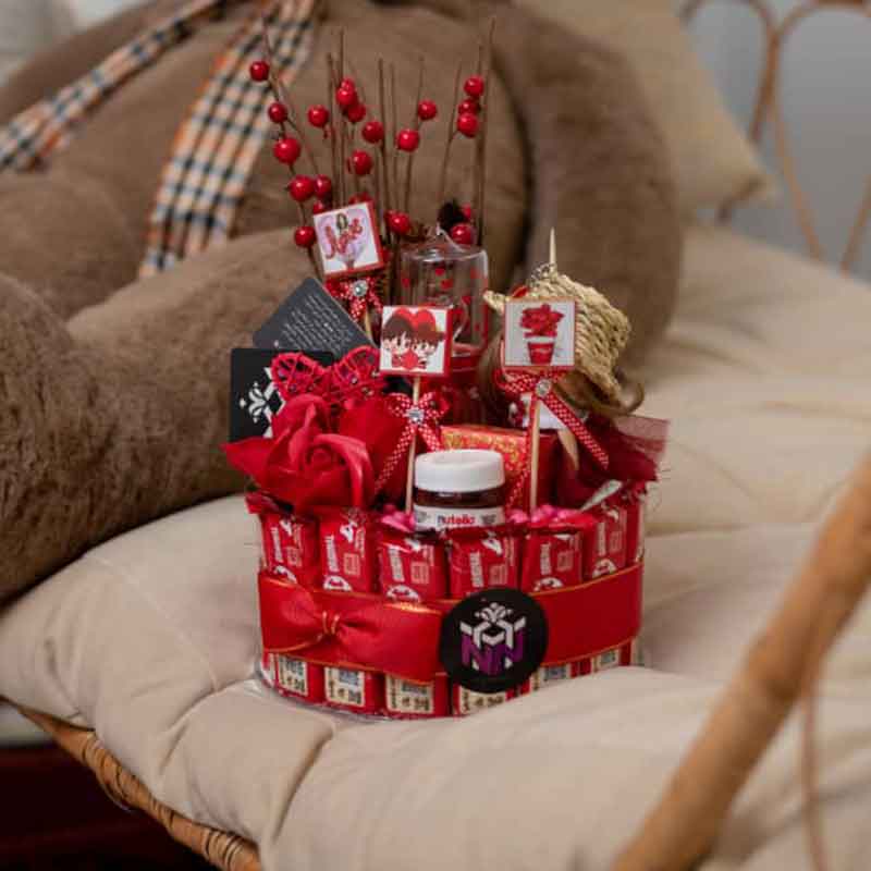 پک لاکچری Red Love Box