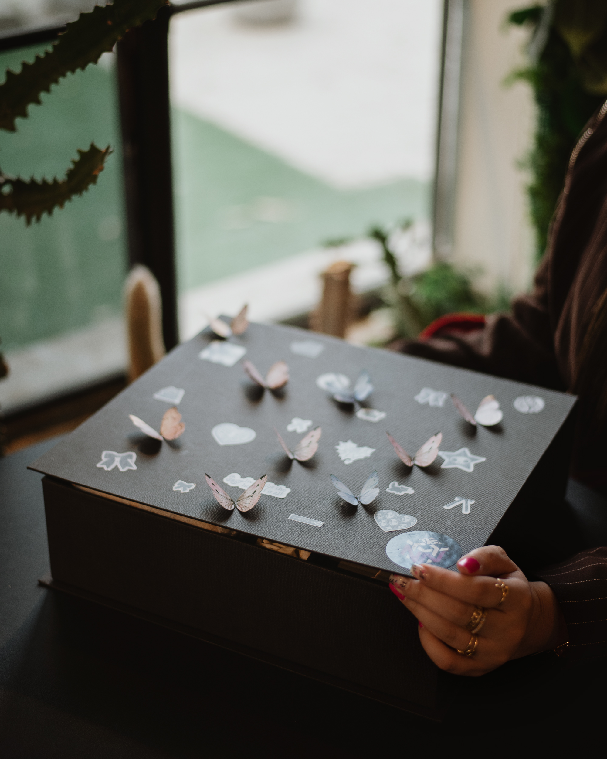 پک لاکچری Butterfly Surprise